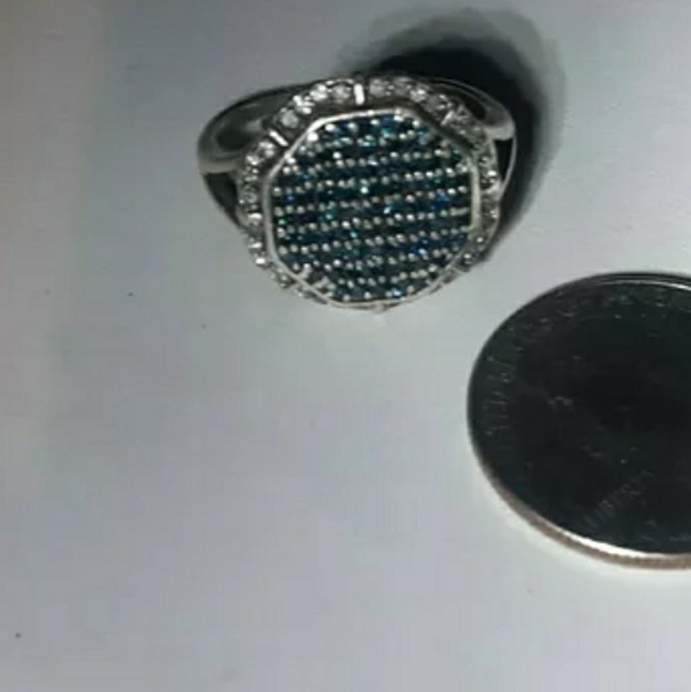 Blue diamond ring - Picture 2 of 3